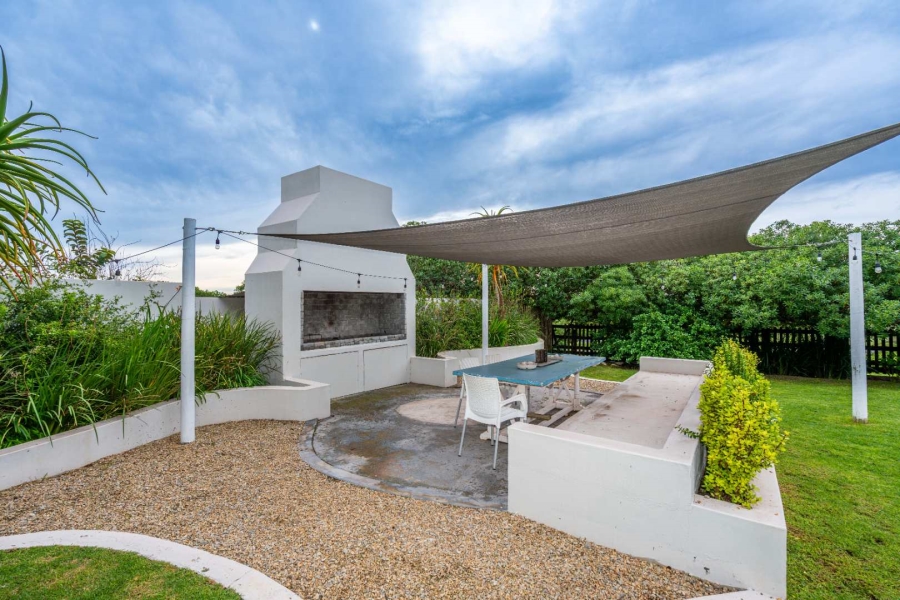 9 Bedroom Property for Sale in Oliphantskop Western Cape